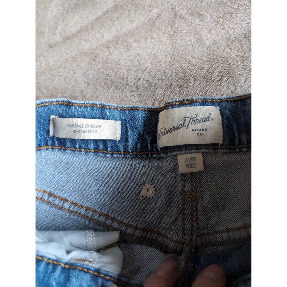 Universal thread size 2 vintage straight jeans with floral embroidery - Picture 5 of 7